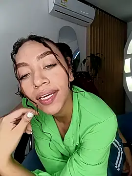 ritzabeth daniel online show from March 19, 2026, 2:15 am