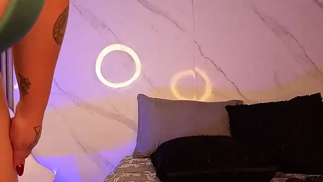 RashoomQueen online show from March 15, 2026, 3:01 am