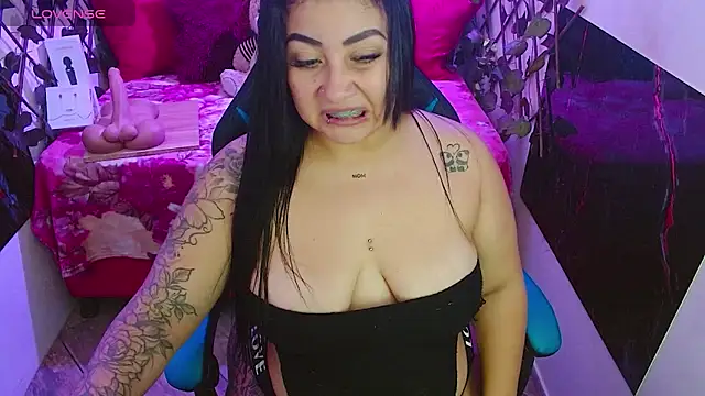 Zoe  naughty online show from May 1, 2026, 4:39 am