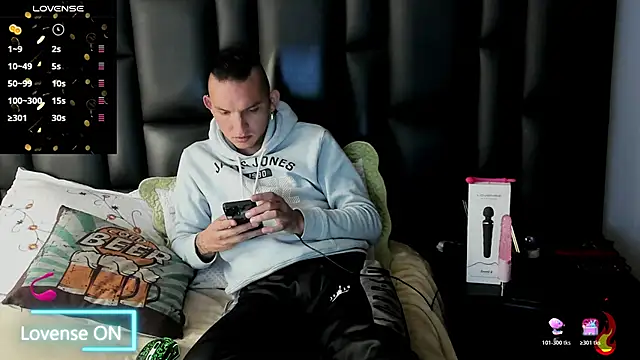 Mike Waters online show from March 8, 2026, 10:24 pm