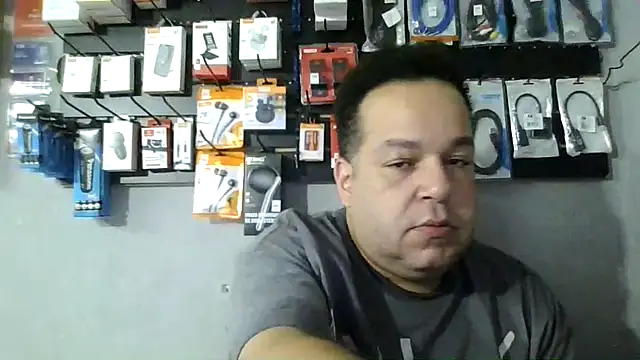 UrsoBissexualPauGrosso online show from April 28, 2026, 5:23 am