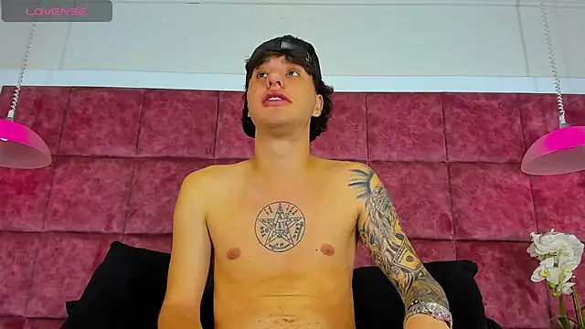 EXCLUSIVE8 online show from March 6, 2026, 4:31 am