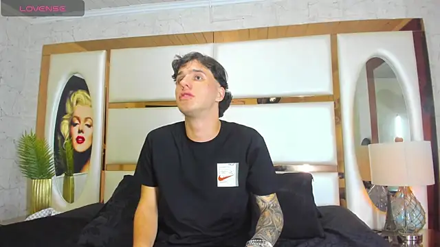 EXCLUSIVE8 online show from March 15, 2026, 2:12 pm