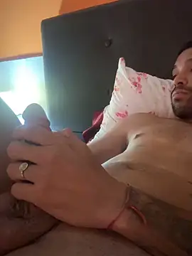 Martiar26 online show from March 18, 2026, 4:04 am