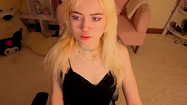 Iris Ivory online show from March 19, 2026, 7:23 am