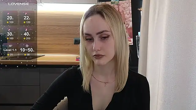 Snapshot of Bella_Villen chatting on July 31, 2026, 11:53 am Bella Villen online show from July 31, 2026, 11:53 am