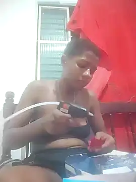 rakeliii online show from March 12, 2026, 6:08 am