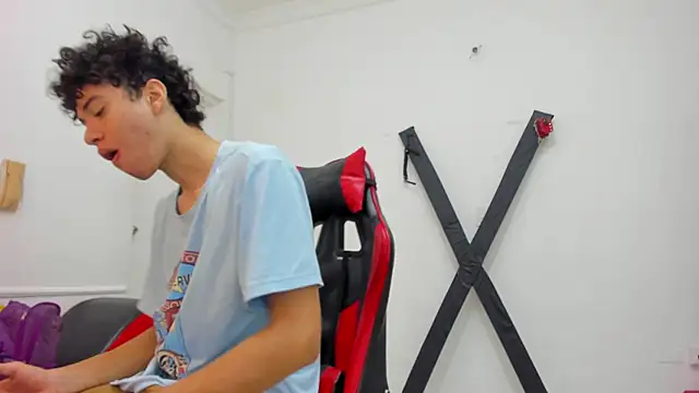 MiaBella and Max online show from March 14, 2026, 11:59 am