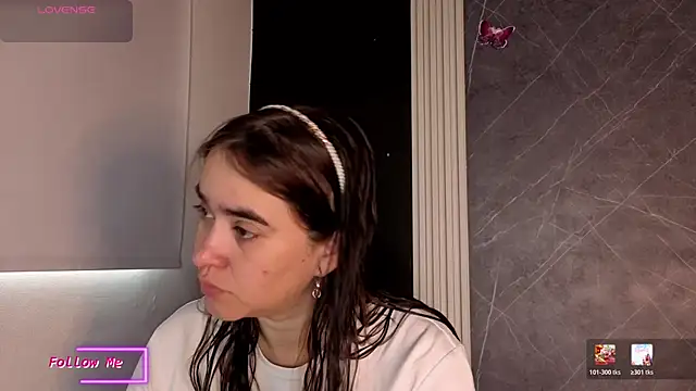 Snapshot of _VALERIAGOMEZ chatting on May 27, 2026, 12:24 pm VALERIAGOMEZ online show from May 27, 2026, 12:24 pm