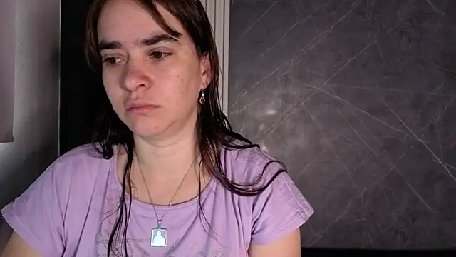 Snapshot of _VALERIAGOMEZ chatting on July 3, 2026, 12:11 pm VALERIAGOMEZ online show from July 3, 2026, 12:11 pm