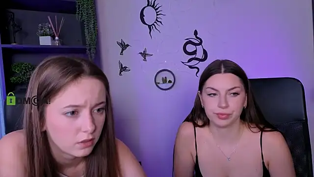 Snapshot of chloe_ley chatting on July 22, 2026, 9:23 am chloe ley online show from July 22, 2026, 9:23 am