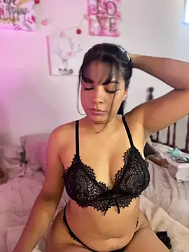 Snapshot of Arianna_Moore chatting on July 25, 2026, 8:50 pm Arianna Moore online show from July 25, 2026, 8:50 pm