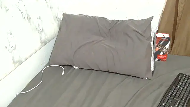 HottestEbonyBitch online show from April 28, 2026, 10:31 am