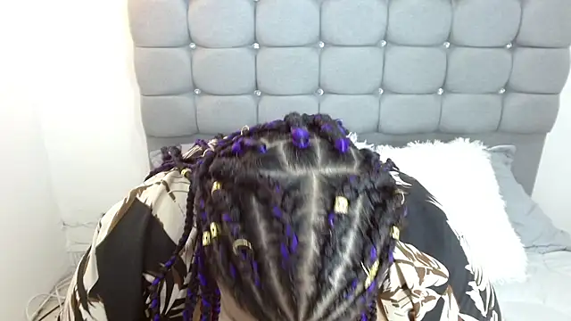 Luna vixen1 online show from March 19, 2026, 7:07 pm