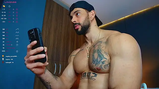 Snapshot of massimo_visconti chatting on July 28, 2026, 7:39 pm massimo visconti online show from July 28, 2026, 7:39 pm