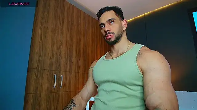 Snapshot of massimo_visconti chatting on July 30, 2026, 6:40 pm massimo visconti online show from July 30, 2026, 6:40 pm