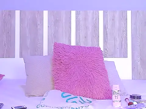 EmilySearss online show from March 14, 2026, 8:03 pm