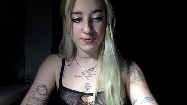 EmmyWet online show from March 27, 2026, 8:19 pm
