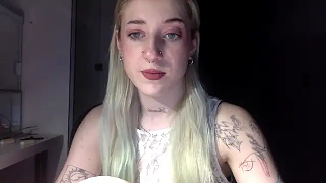 EmmyWet online show from March 29, 2026, 4:29 pm