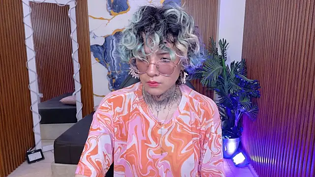 Snapshot of Lyra_tay chatting on July 24, 2026, 7:01 pm Lyra tay online show from July 24, 2026, 7:01 pm