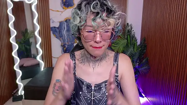 Snapshot of Lyra_tay chatting on July 31, 2026, 7:02 pm Lyra tay online show from July 31, 2026, 7:02 pm
