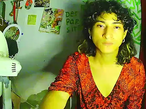 RAMONA TIJERAX online show from July 23, 2026, 8:51 pm