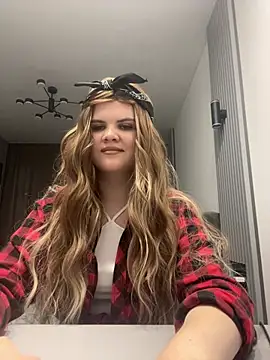 Lollipop p  online show from July 8, 2026, 10:25 pm
