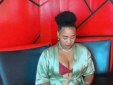 Snapshot of Pamela_Cortezz chatting on March 8, 2026, 7:28 pm Pamela Cortezz online show from March 8, 2026, 7:28 pm