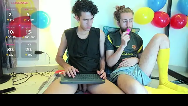 Snapshot of Jean_And_PaulXL chatting on June 16, 2026, 12:35 am Jean And PaulXL online show from June 16, 2026, 12:35 am