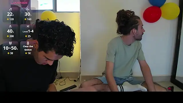 Jean And PaulXL online show from June 20, 2026, 11:18 pm