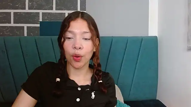 Sweet kitty 05 online show from April 23, 2026, 11:29 pm
