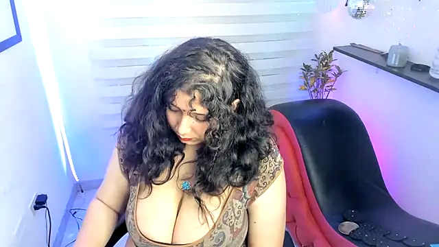 Snapshot of Agatha_Marin chatting on July 28, 2026, 7:39 pm Agatha Marin online show from July 28, 2026, 7:39 pm