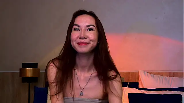 Snapshot of EmilyGray__ chatting on June 7, 2026, 7:01 am EmilyGray online show from June 7, 2026, 7:01 am