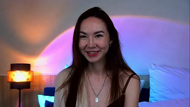 Snapshot of EmilyGray__ chatting on June 12, 2026, 7:18 am EmilyGray online show from June 12, 2026, 7:18 am