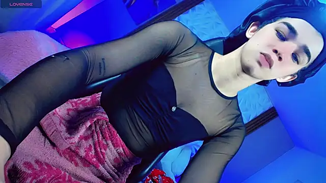 Snapshot of Sophiaa_doll_ chatting on July 14, 2026, 6:51 am Sophiaa doll online show from July 14, 2026, 6:51 am