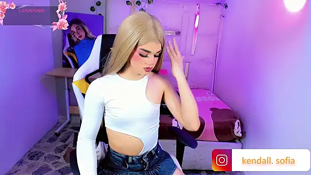 Snapshot of Sophiaa_doll_ chatting on July 27, 2026, 3:24 am Sophiaa doll online show from July 27, 2026, 3:24 am