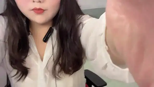 Snapshot of Susu-36E chatting on May 12, 2026, 1:08 pm Susu-36E online show from May 12, 2026, 1:08 pm