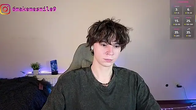 Snapshot of AnthonyCuutie chatting on June 23, 2026, 6:06 pm AnthonyCuutie online show from June 23, 2026, 6:06 pm