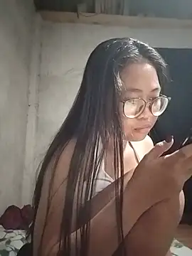 angelpinay44 online show from July 22, 2026, 3:26 pm