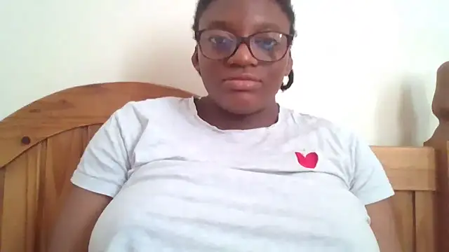 Snapshot of SexyGemBeauty chatting on June 14, 2026, 3:58 pm SexyGemBeauty online show from June 14, 2026, 3:58 pm