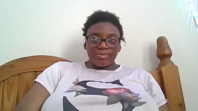 Snapshot of SexyGemBeauty chatting on July 19, 2026, 12:53 pm SexyGemBeauty online show from July 19, 2026, 12:53 pm