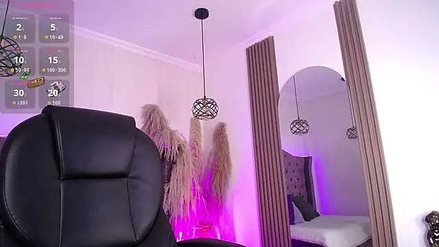 Snapshot of Amara_Davis1 chatting on June 9, 2026, 4:35 am Amara Davis1 online show from June 9, 2026, 4:35 am