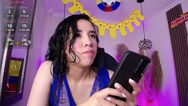 Snapshot of Amara_Davis1 chatting on June 11, 2026, 4:54 am Amara Davis1 online show from June 11, 2026, 4:54 am