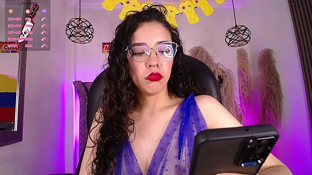 Snapshot of Amara_Davis1 chatting on July 7, 2026, 7:23 am Amara Davis1 online show from July 7, 2026, 7:23 am