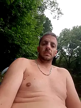 Snapshot of hommebi64 chatting on May 31, 2026, 8:10 am hommebi64 online show from May 31, 2026, 8:10 am