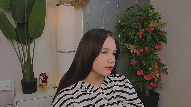 EnidRitzel online show from March 14, 2026, 7:08 pm