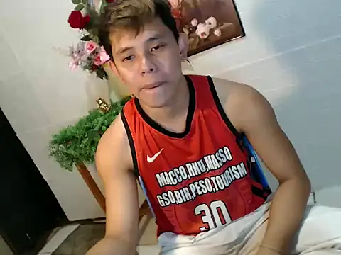 Baby Maxxx online show from May 11, 2026, 6:27 pm