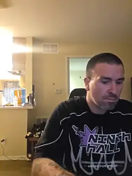Biggbaddwulf7 online show from May 11, 2026, 9:48 am