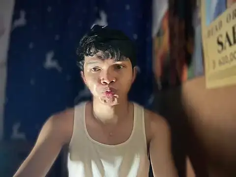 petiteasianxxx online show from April 23, 2026, 3:47 pm
