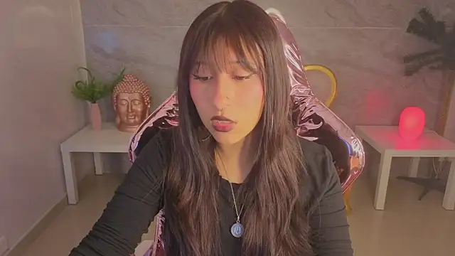 moraa s online show from March 12, 2026, 3:01 am